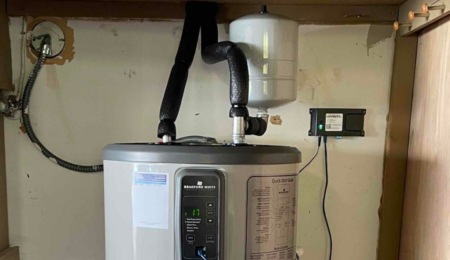 Bradford White AeroTherm heat pump water heater installed by Pacific in a Tacoma home